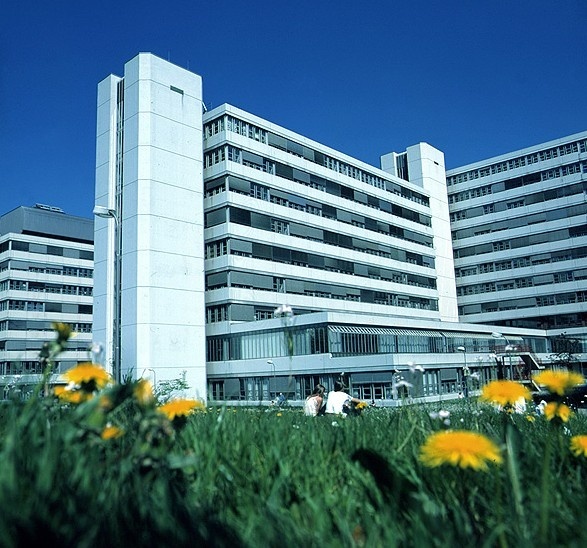 比勒费尔德应用技术大学