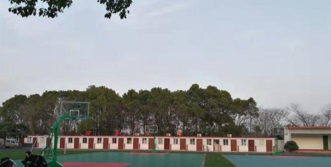 湖北世达实用外国语学校