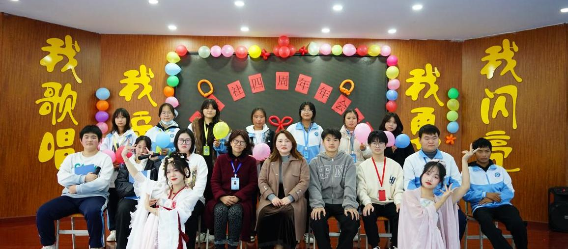 河南信阳航空服务学校