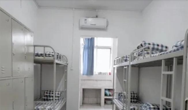 绵竹职业中专学校