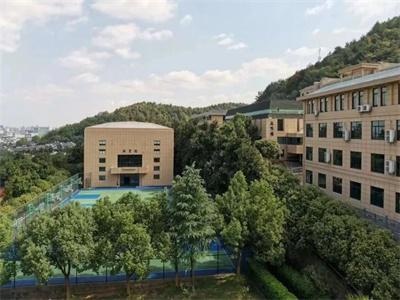 杭州东方中学国际部