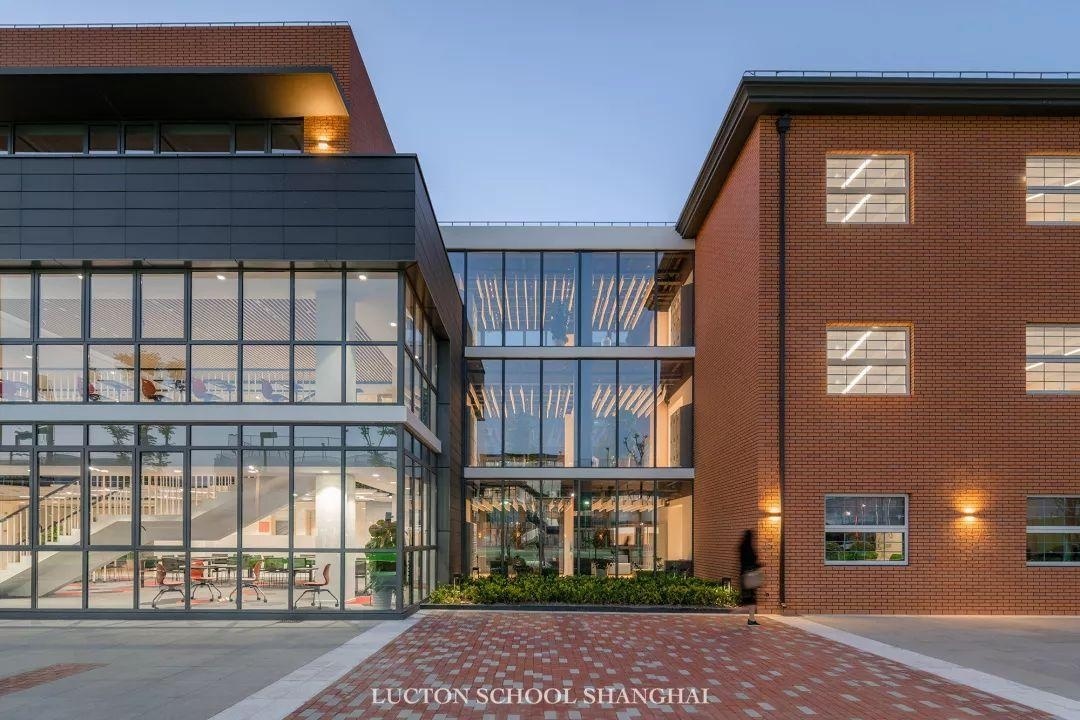 上海莱克顿学校.jpg