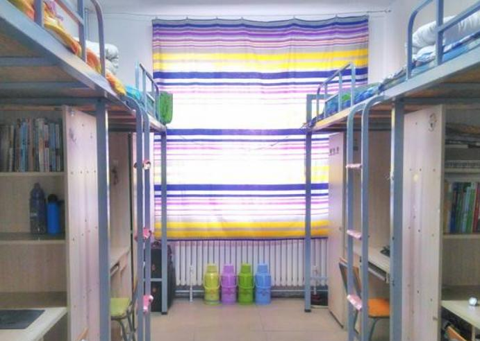 德阳庆玲机械电子工业学校