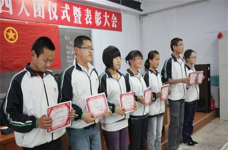 眉山市仁寿县华达中等职业学校