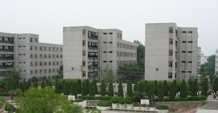 湖北麻城师范学校