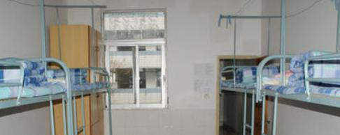 成都西川中学2021年宿舍条件