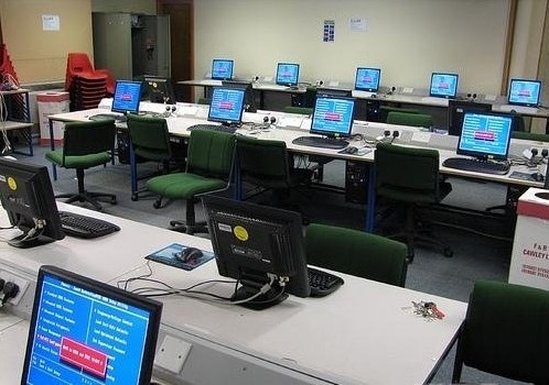 赫特福德大学