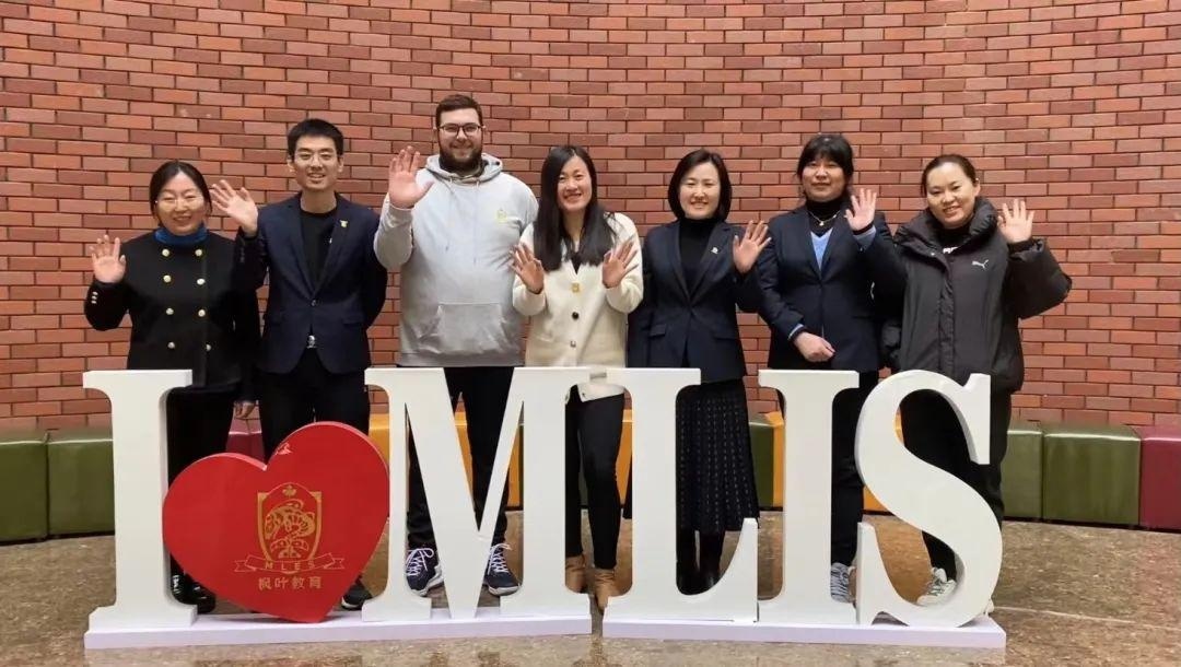 大连枫叶国际学校