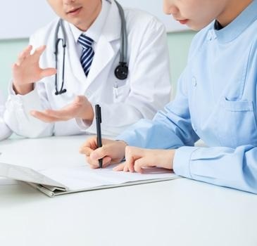 医学专业本科以上学历