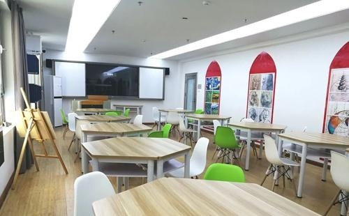 北京市朝阳区北外同文外国语学校
