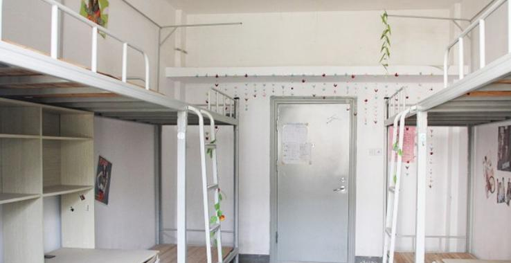 自贡飞鱼职业学校