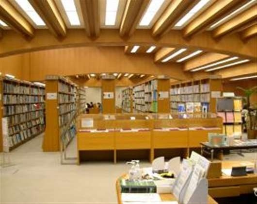 爱媛县立医疗技术大学