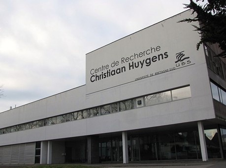 南布列塔尼大学