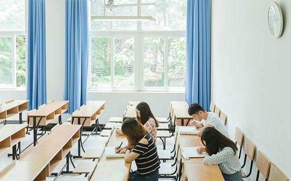 雅思预备冲6.5分大班
