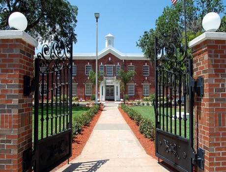 白求恩库克曼大学
