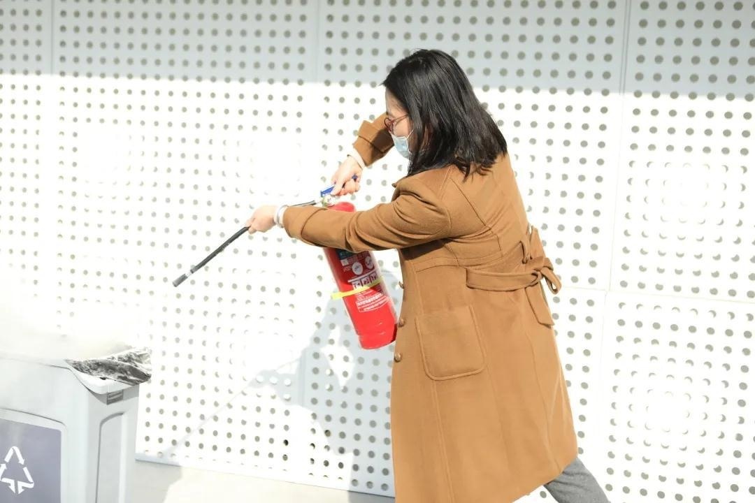 致知学校安全应急演练