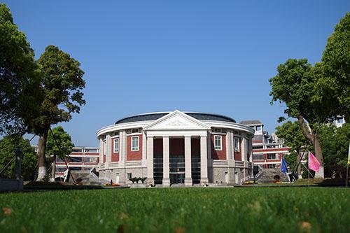 梁丰高中国际学院