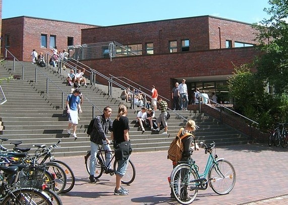 汉堡-哈尔堡工业大学