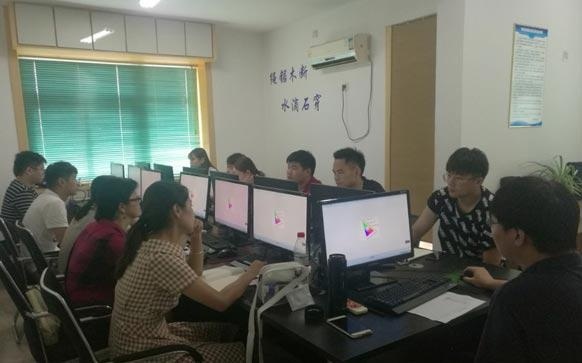 学员上课