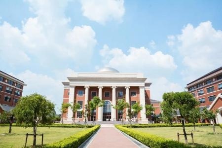 昆山康桥学校.jpg