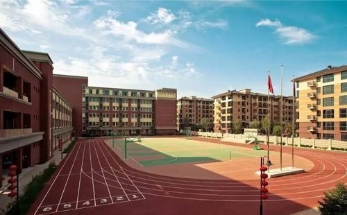 人大附中西山学校