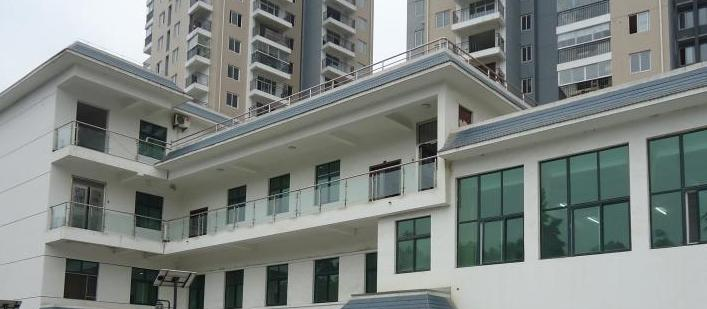 东风汽车公司高级技工学校6