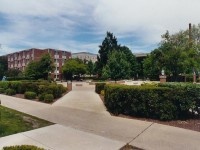 奥利弗拿撒勒大学