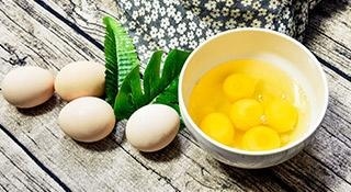 油炸鸡蛋液的制作