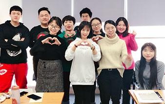 学生合影