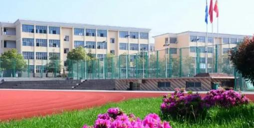 平江县职业技术学校