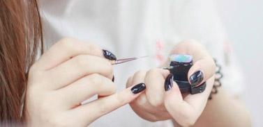 掌握美甲技能