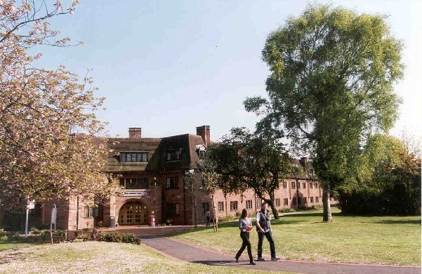 利物浦赫普大学