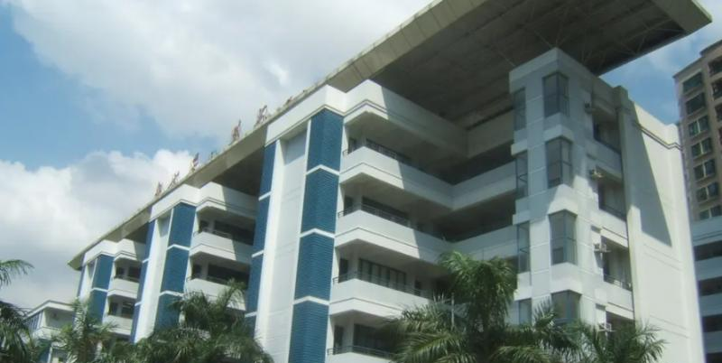 城市绿洲学校初中部2023年招生政策2