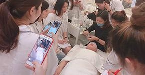老师授课