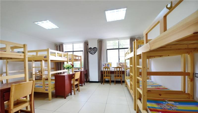 四川现代艺术学校