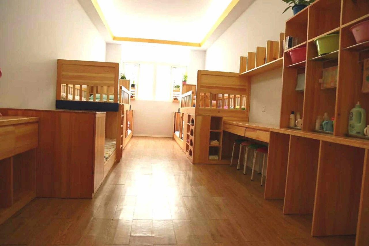 小学宿舍.jpg