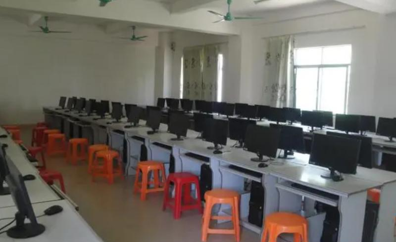 昌江石碌英才学校
