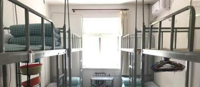 成都高新实验中学2021年宿舍条件