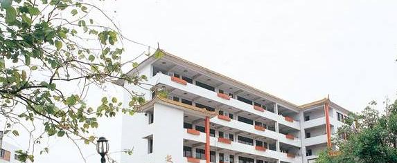 湖北应城技工学校5