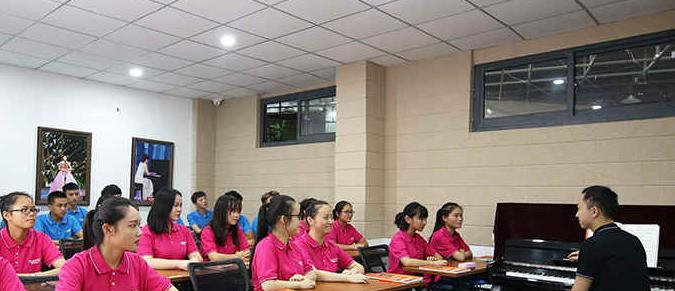 石家庄华韵艺术中专学校