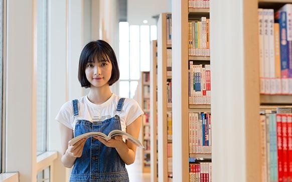 退一步海阔天空即兴演讲稿配图