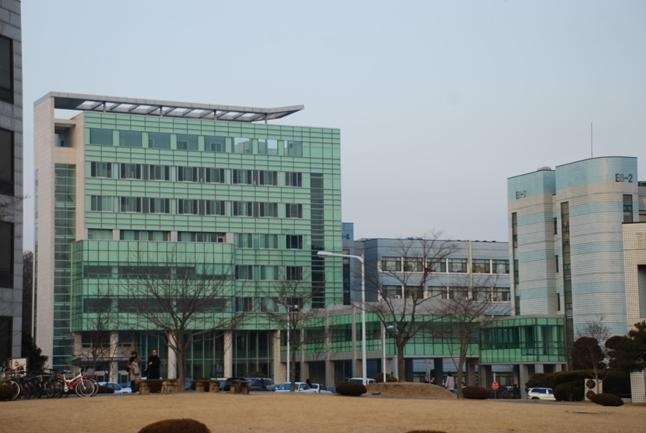 韩国科学技术院