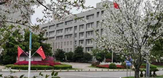 湖北国土资源职业学院7