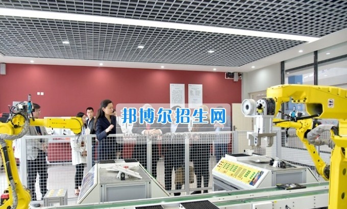 四川省经济管理学校