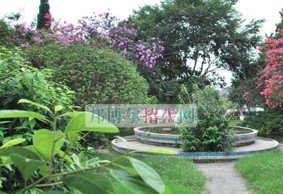 成都实用工程技术学校