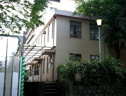 庆应义塾大学