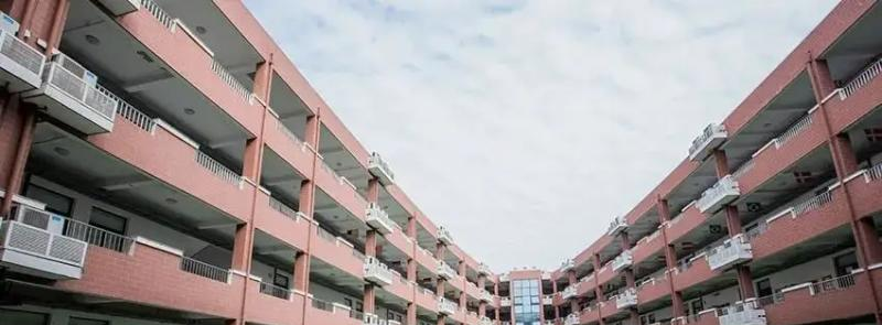 中加枫华国际学校靠谱吗