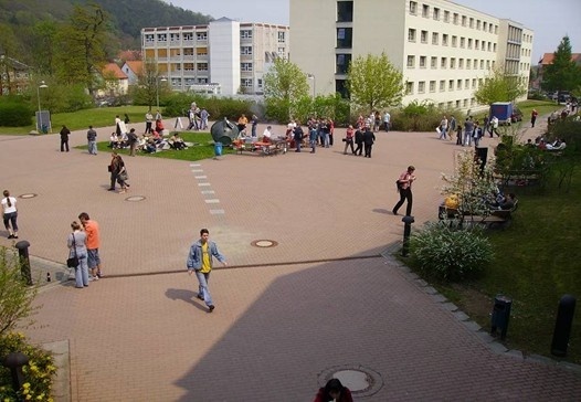 哈尔茨应用技术大学