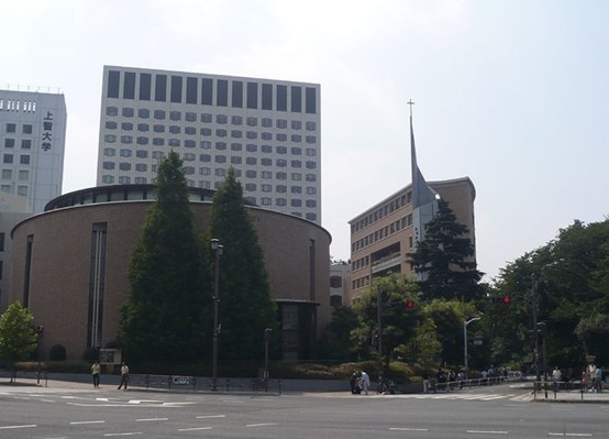 上智大学