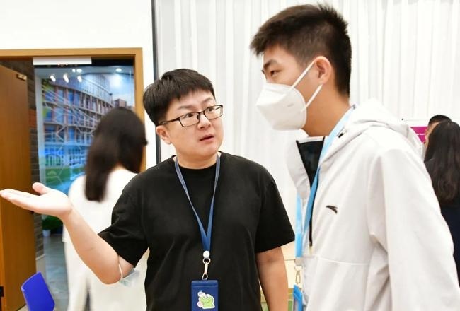 上海华二紫竹学院